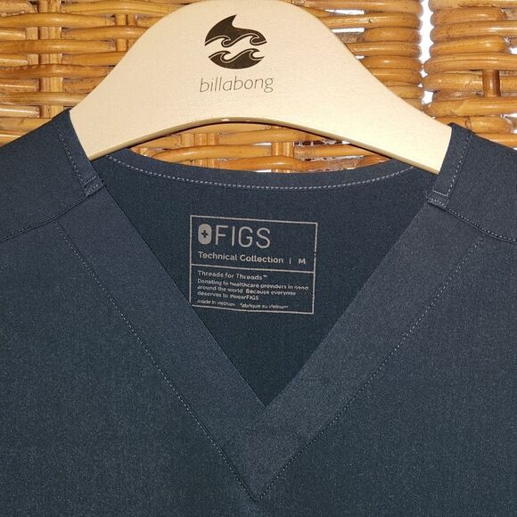 FIGS Scrub Top Technical Collection M - Picture 2 of 6